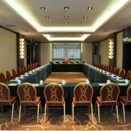 Inzone Garland Hotel Jinan Business foto